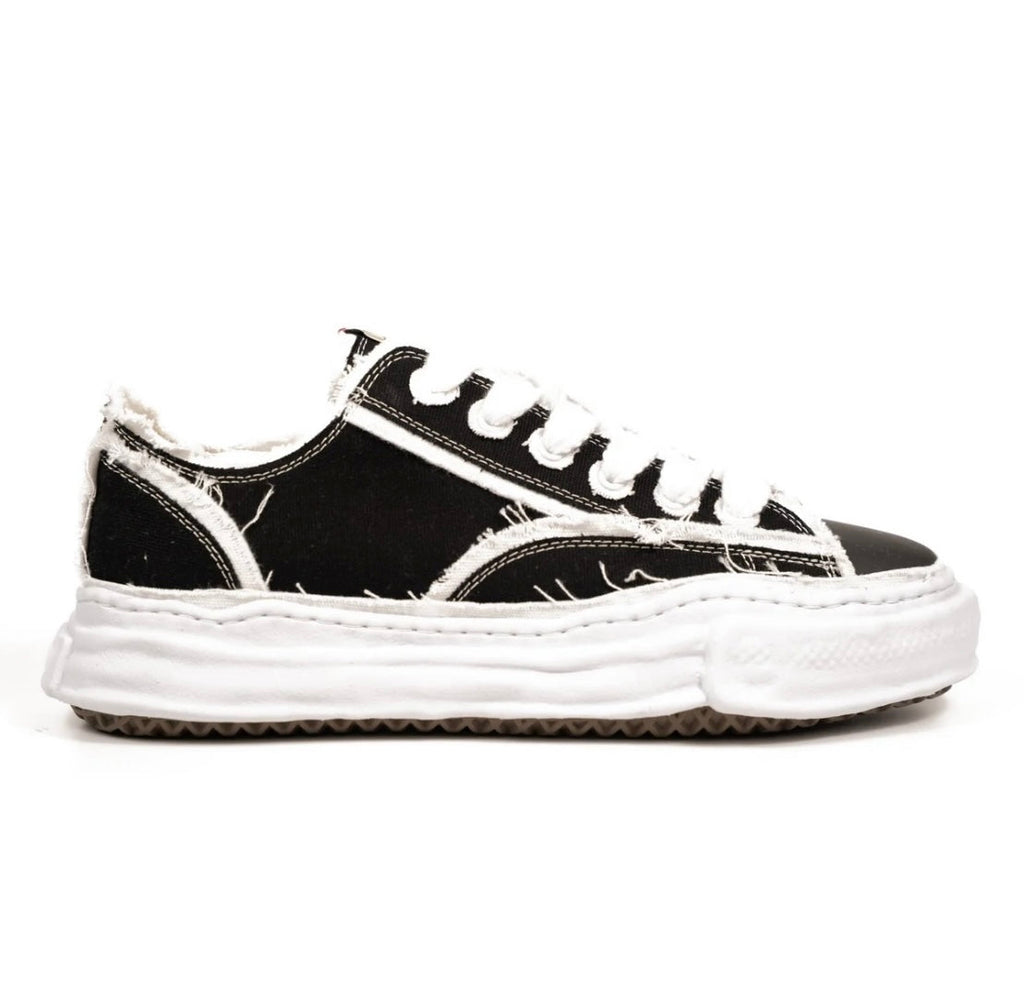 Maison Mihara Original Sole Low Top Sneaker Black White