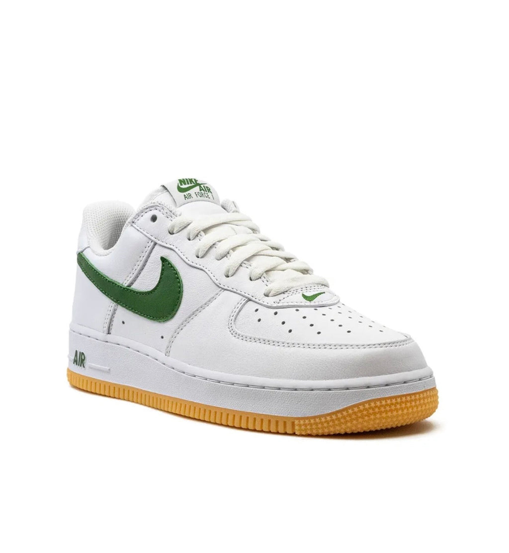 Nike Air Force 1 Sneakers in White Green