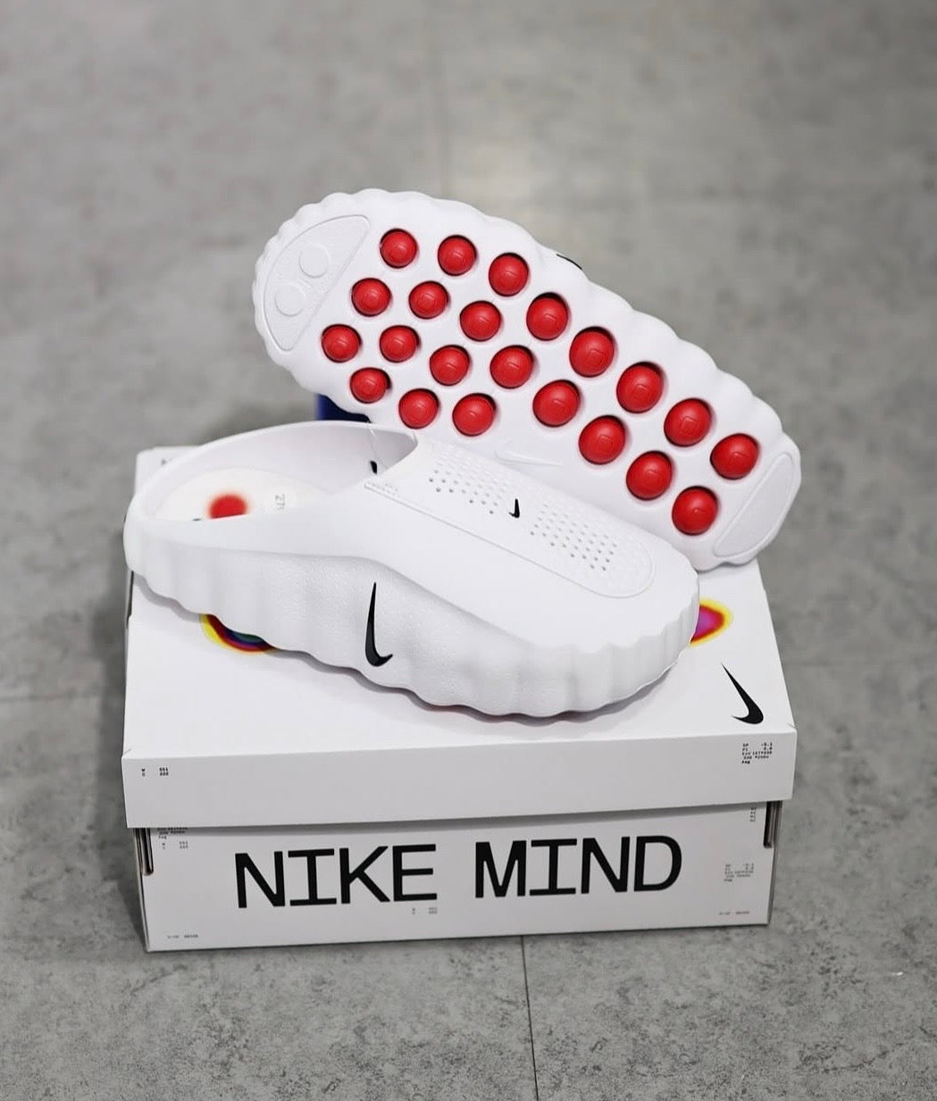 Nike Mind 001 Athletic Running Sneakers White Speed Red