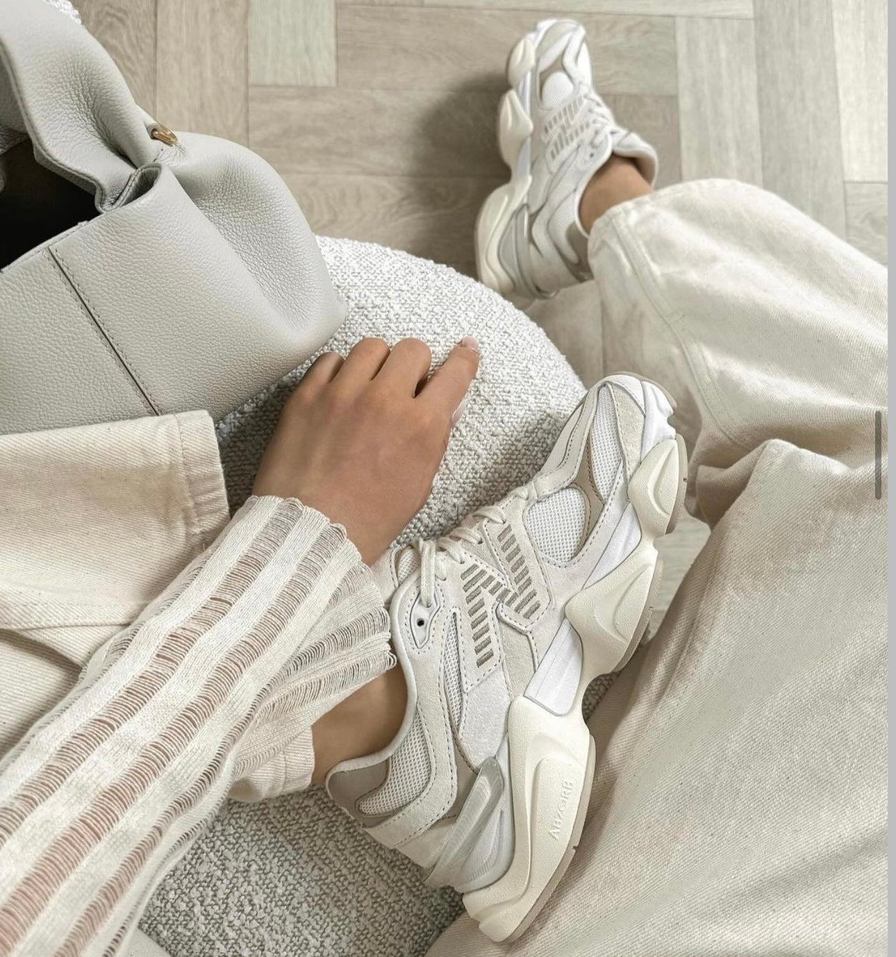 https://cdn.shopify.com/s/files/1/0759/9607/0167/files/38352155-D7FF-4C7D-BB93-844CF0F58D0D.jpg?v=1758313996