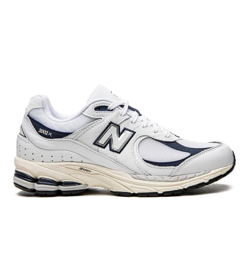 New Balance 2002R White Lifestyle Sneakers