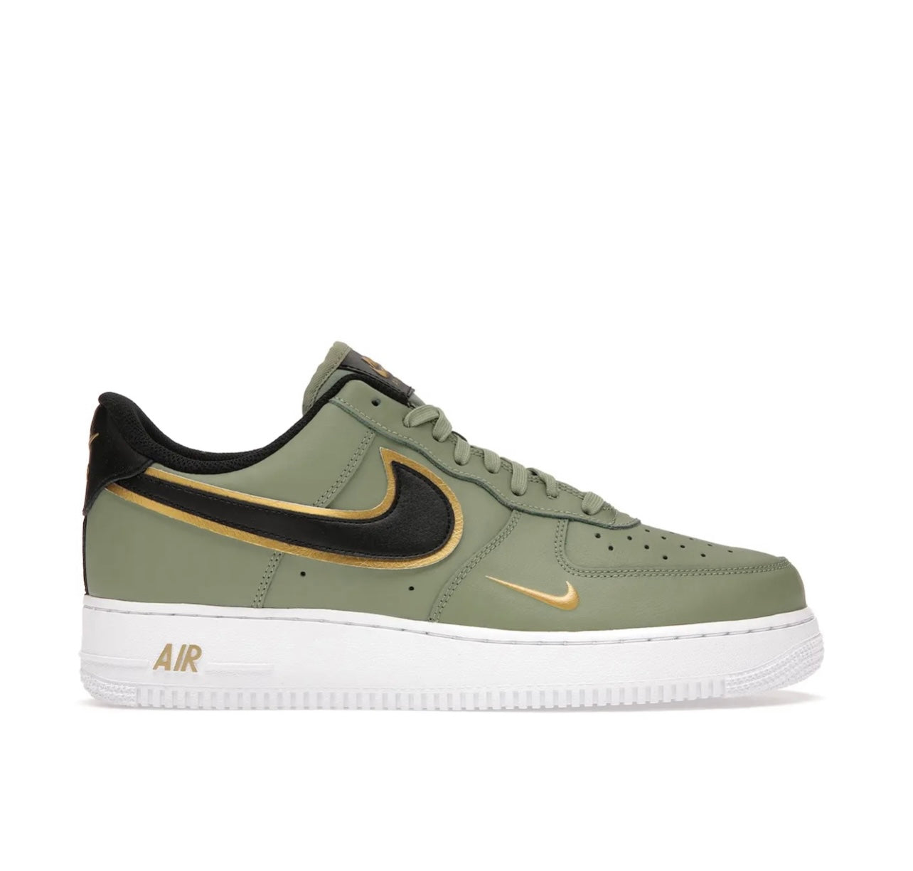Nike Air Force 1 Classic Basketball Sneakers