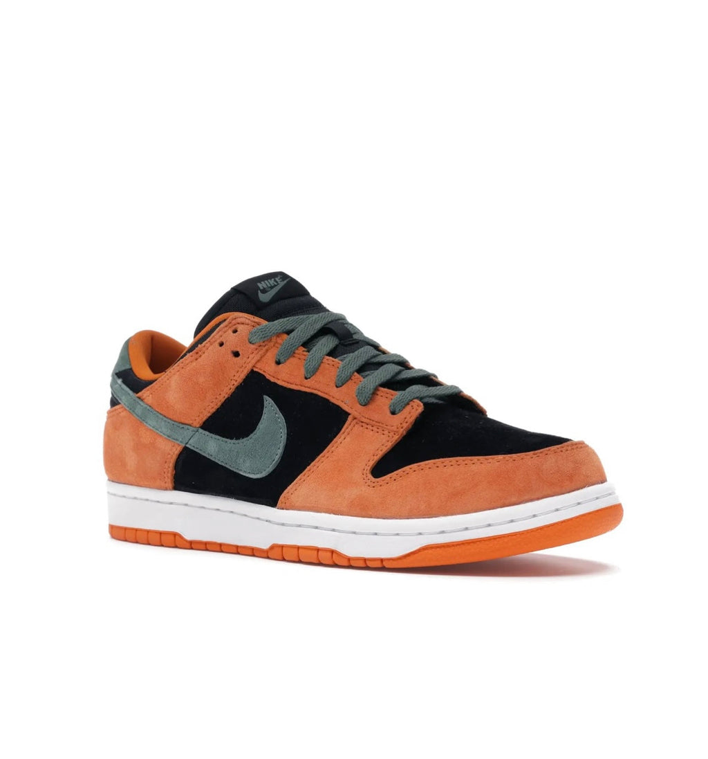 Nike Dunk Low Orange Green Low-Top Lifestyle Sneakers
