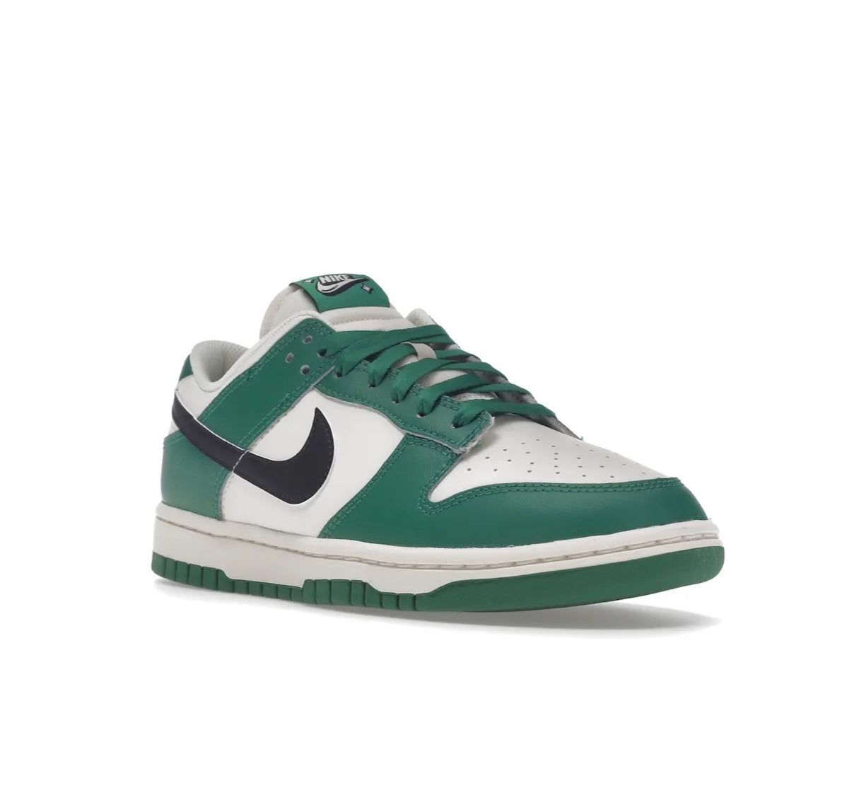 Nike Dunk Low SE Lottery Pack Sneakers Malachite Green