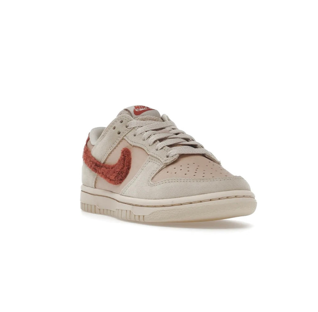 Nike Dunk Low Terry Swoosh Casual Sneakers
