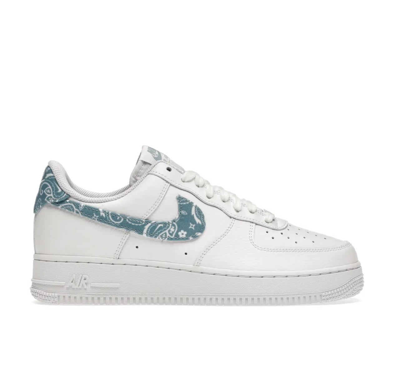 Nike Air Force 1 Lifestyle Casual Performance Sneakers