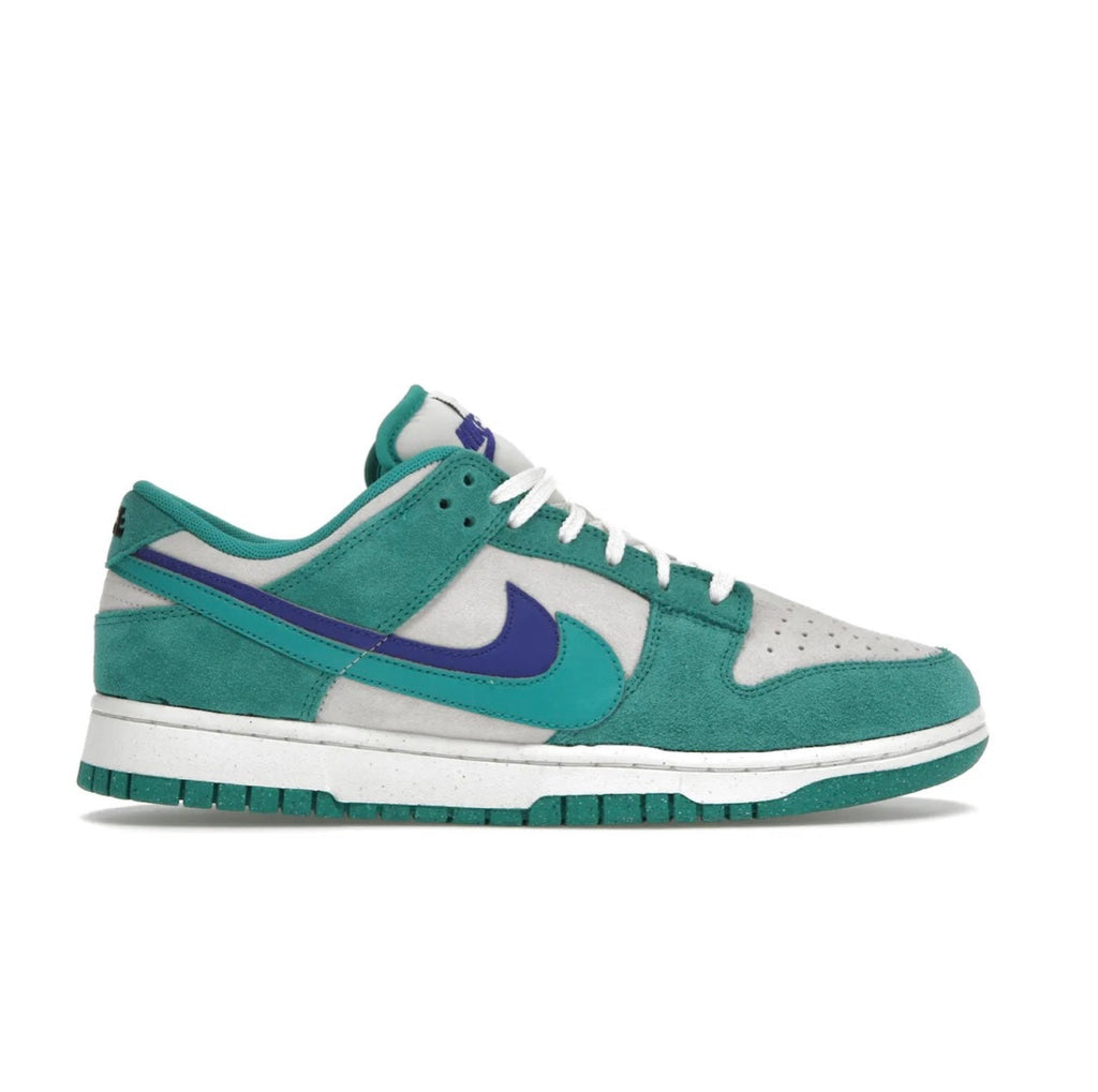 Nike Dunk Low Disrupt Green Sneakers