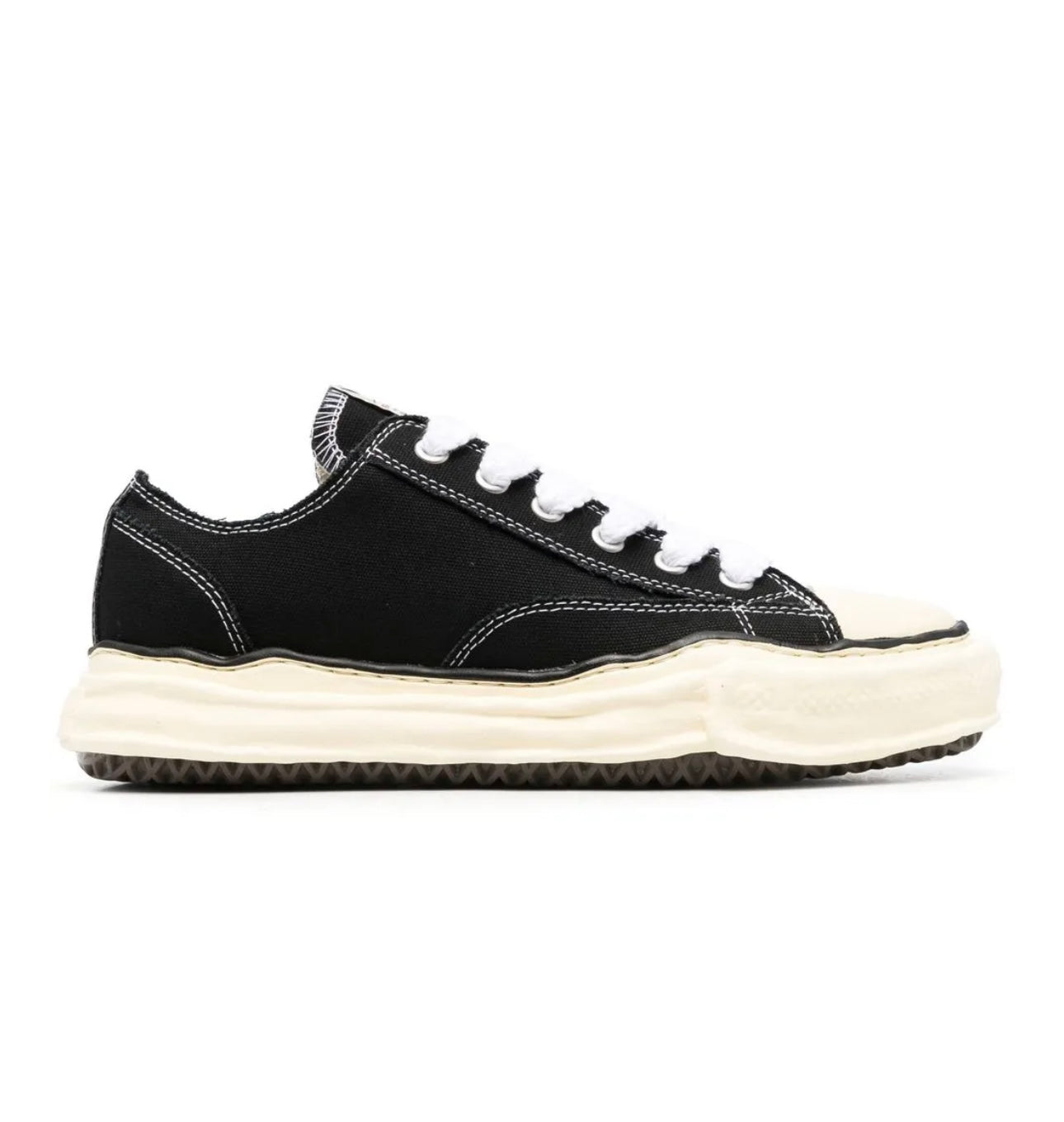 Maison Mihara Black Beige Sneakers Durable Responsive Insole