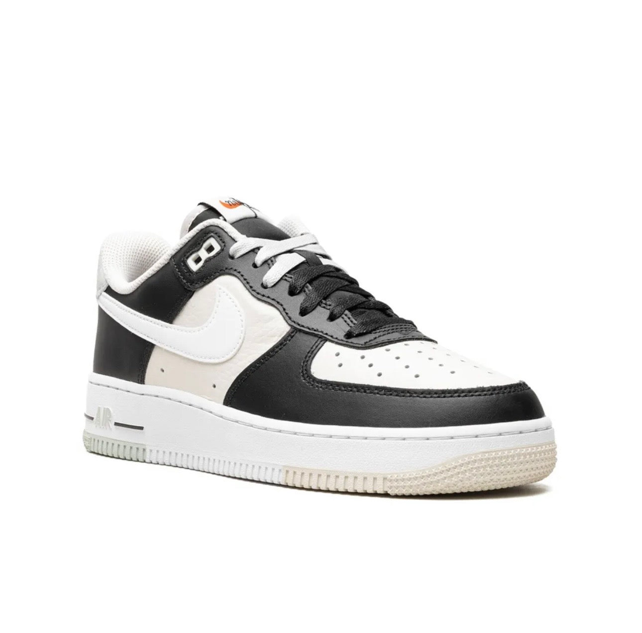 Nike Air Force 1 Black Cream Casual Sneakers