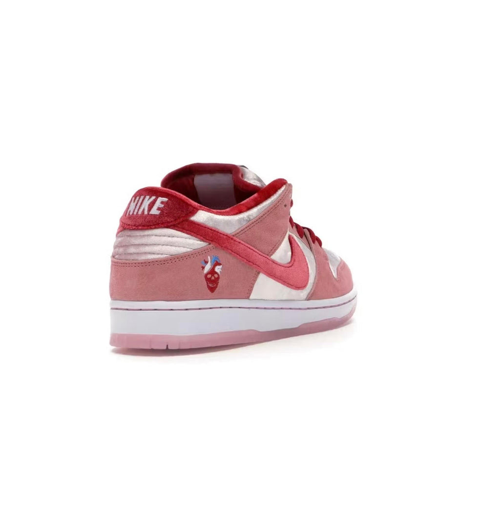 Nike Dunk Low International Love Sneakers